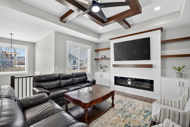 2590 Serenity Drive, Waukee, IA 50263