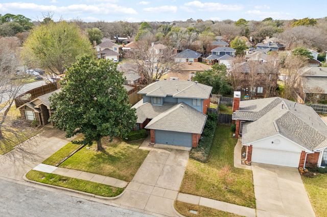 1523 Bennington Court, Grapevine, TX 76051