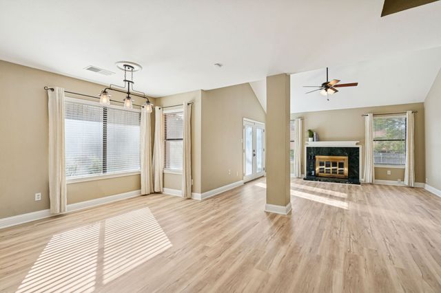 1523 Bennington Court, Grapevine, TX 76051