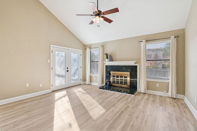 1523 Bennington Court, Grapevine, TX 76051