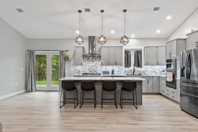 441 Townsend Harbor Road, Lunenburg, MA 01462