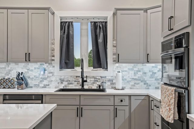 441 Townsend Harbor Road, Lunenburg, MA 01462