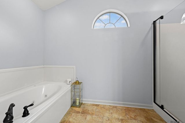 16208 Old Samuel Dr, Prairieville, LA 70769