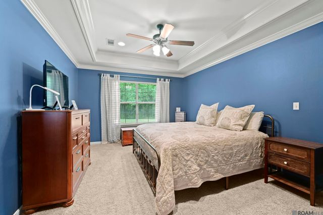 16208 Old Samuel Dr, Prairieville, LA 70769