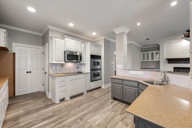 1398 Fairhaven Drive, Mansfield, TX 76063