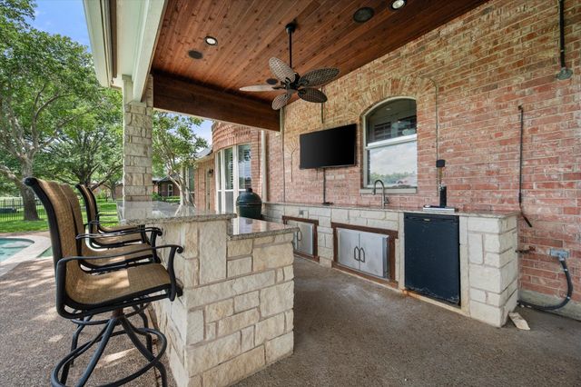 1398 Fairhaven Drive, Mansfield, TX 76063