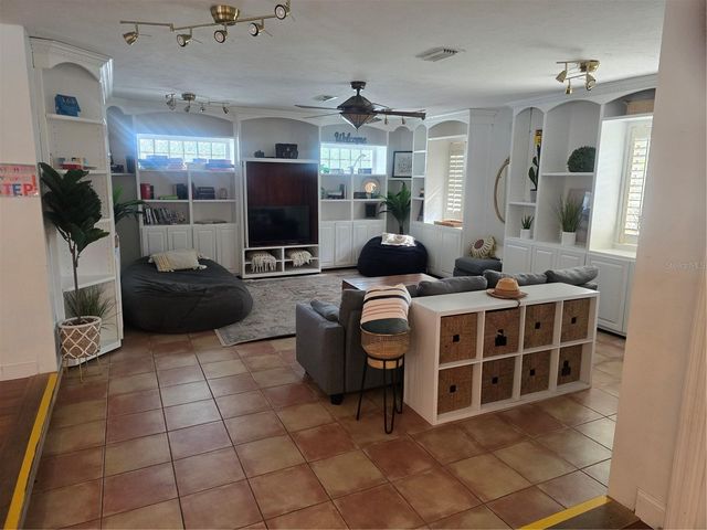 108 W 75TH STREET, Bradenton, FL 34209
