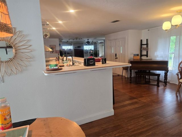 108 W 75TH STREET, Bradenton, FL 34209