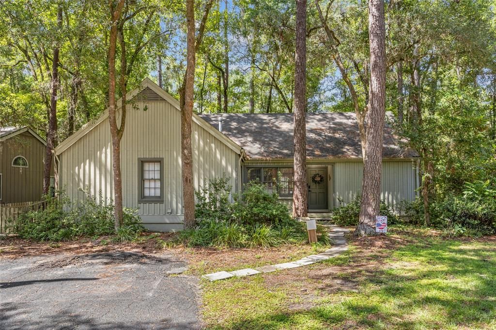 8423 SW 46TH ROAD, Gainesville, FL 32608
