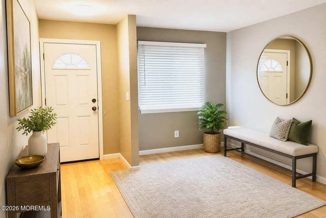 5 Inwood Terrace 5, Freehold, NJ 07728