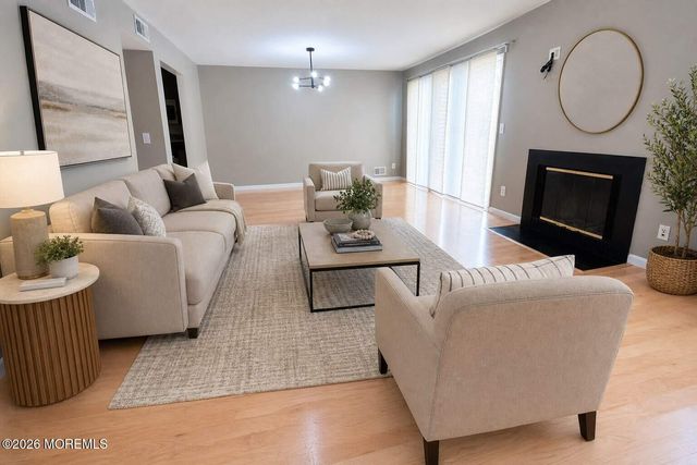 5 Inwood Terrace 5, Freehold, NJ 07728