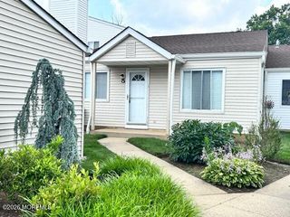 5 Inwood Terrace 5, Freehold, NJ 07728