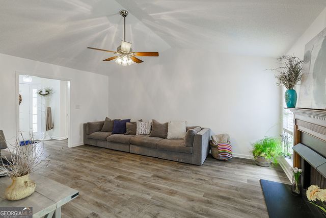 142 Meadow Lakes Drive, Lexington, GA 30648