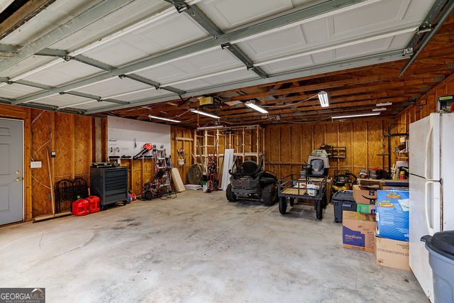 142 Meadow Lakes Drive, Lexington, GA 30648