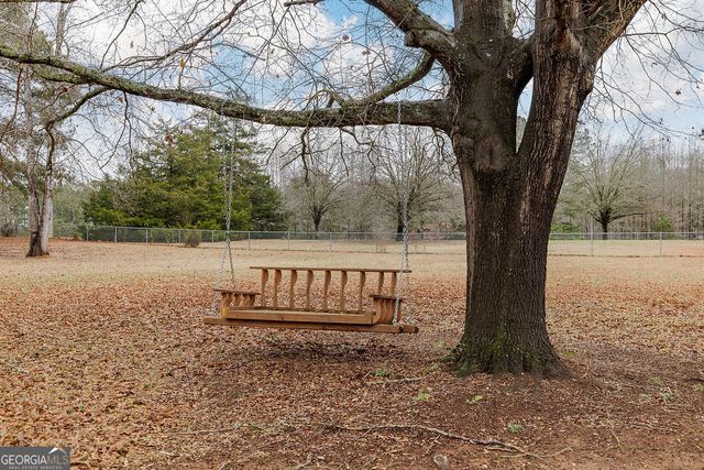 142 Meadow Lakes Drive, Lexington, GA 30648