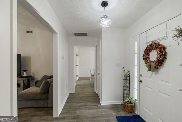 142 Meadow Lakes Drive, Lexington, GA 30648