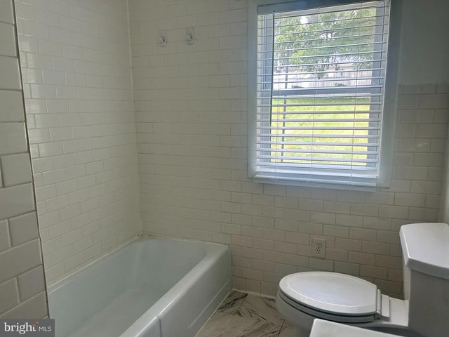 1330 PUGHTOWN RD, Phoenixville, PA 19460