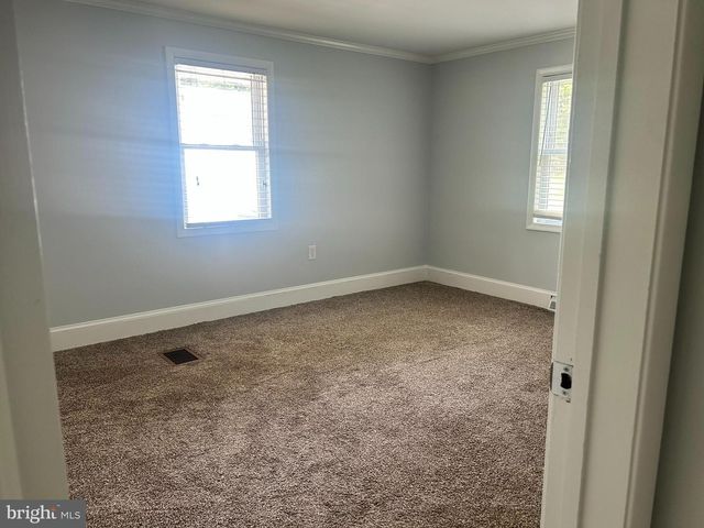 1330 PUGHTOWN RD, Phoenixville, PA 19460