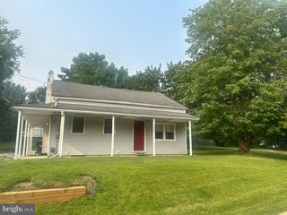 1330 PUGHTOWN RD, Phoenixville, PA 19460