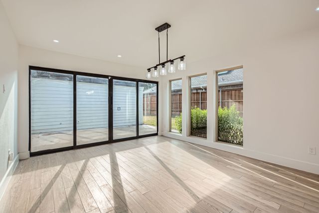 16212 Spring Creek Road, Dallas, TX 75248