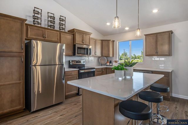 17602 Phoebe Street, Bennington, NE 68007