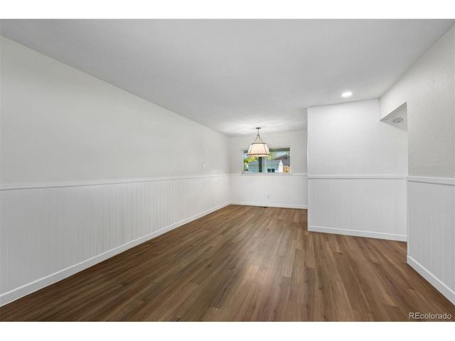 2876 S Elm St, Denver, CO 80222