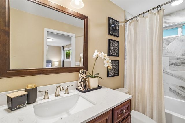 16246 NE 1st Street, Bellevue, WA 98008