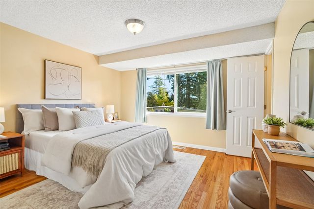 16246 NE 1st Street, Bellevue, WA 98008