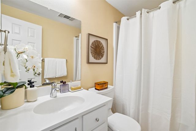 16246 NE 1st Street, Bellevue, WA 98008