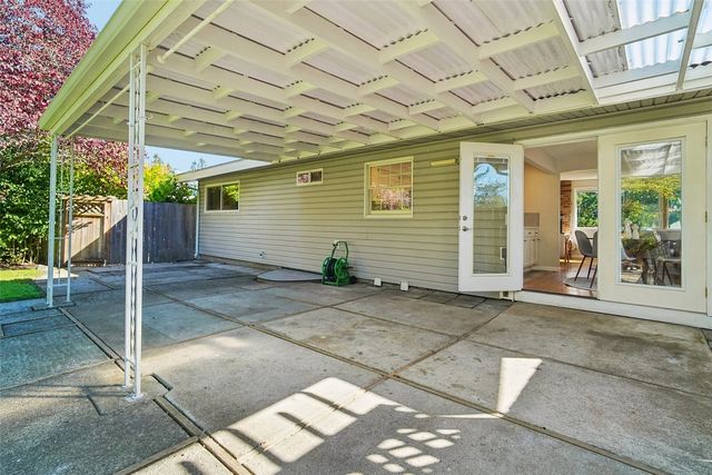 16246 NE 1st Street, Bellevue, WA 98008
