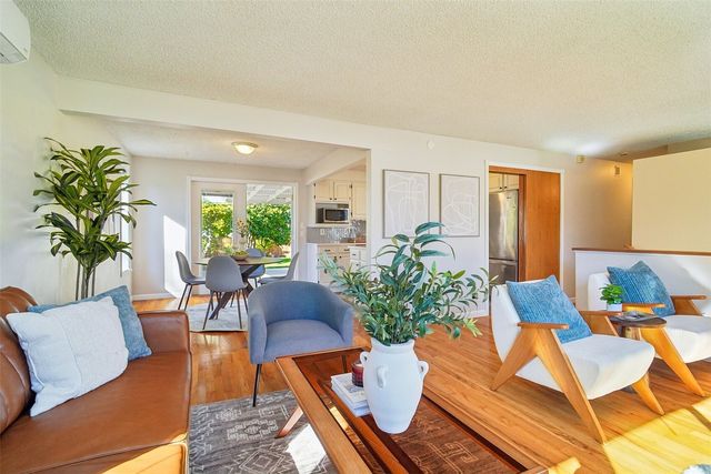 16246 NE 1st Street, Bellevue, WA 98008