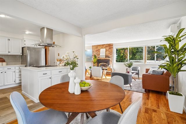 16246 NE 1st Street, Bellevue, WA 98008