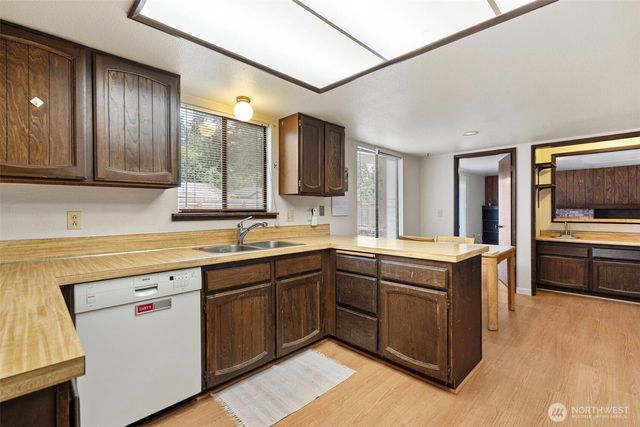 4702 24th Avenue SE, Lacey, WA 98503