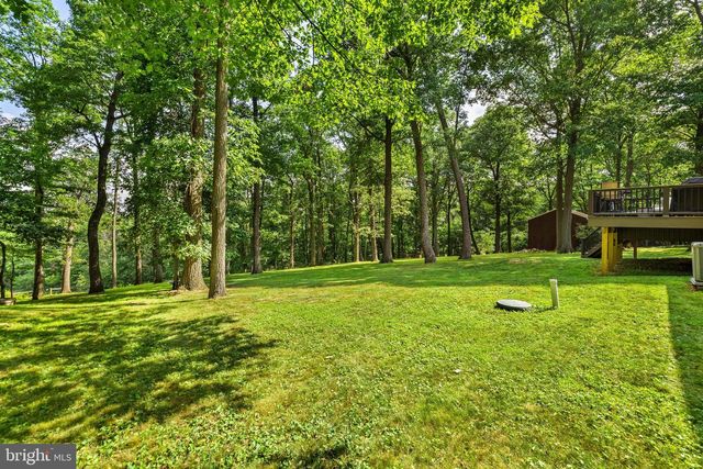 3046 ELDER DR, Glen Rock, PA 17327