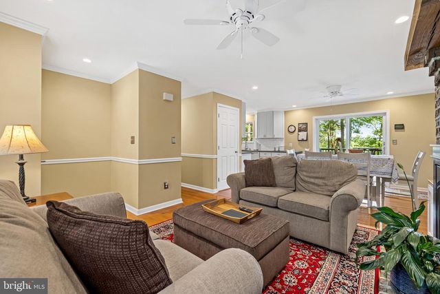 3046 ELDER DR, Glen Rock, PA 17327