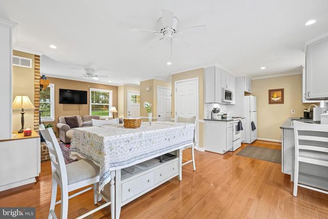 3046 ELDER DR, Glen Rock, PA 17327
