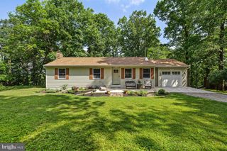 3046 ELDER DR, Glen Rock, PA 17327