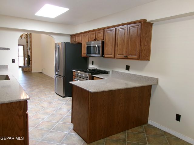 246 CASAS BELLAS Lane, Santa Teresa, NM 88008