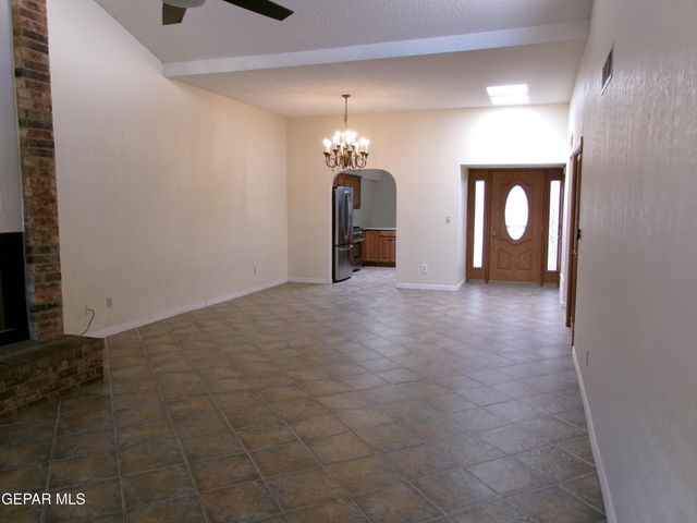 246 CASAS BELLAS Lane, Santa Teresa, NM 88008