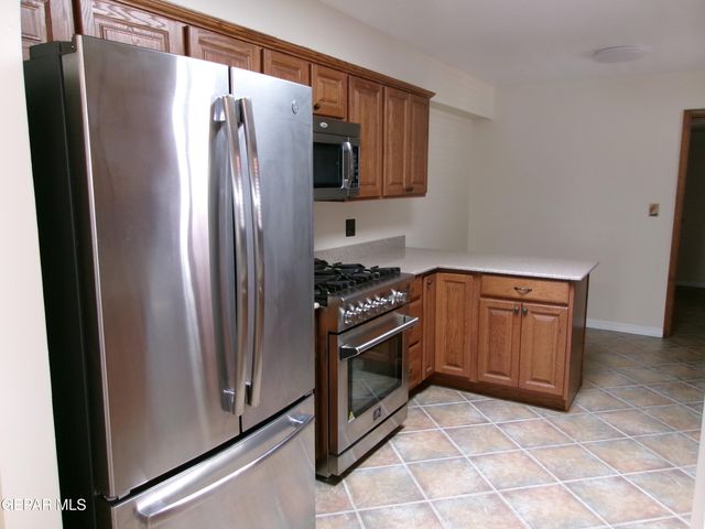 246 CASAS BELLAS Lane, Santa Teresa, NM 88008