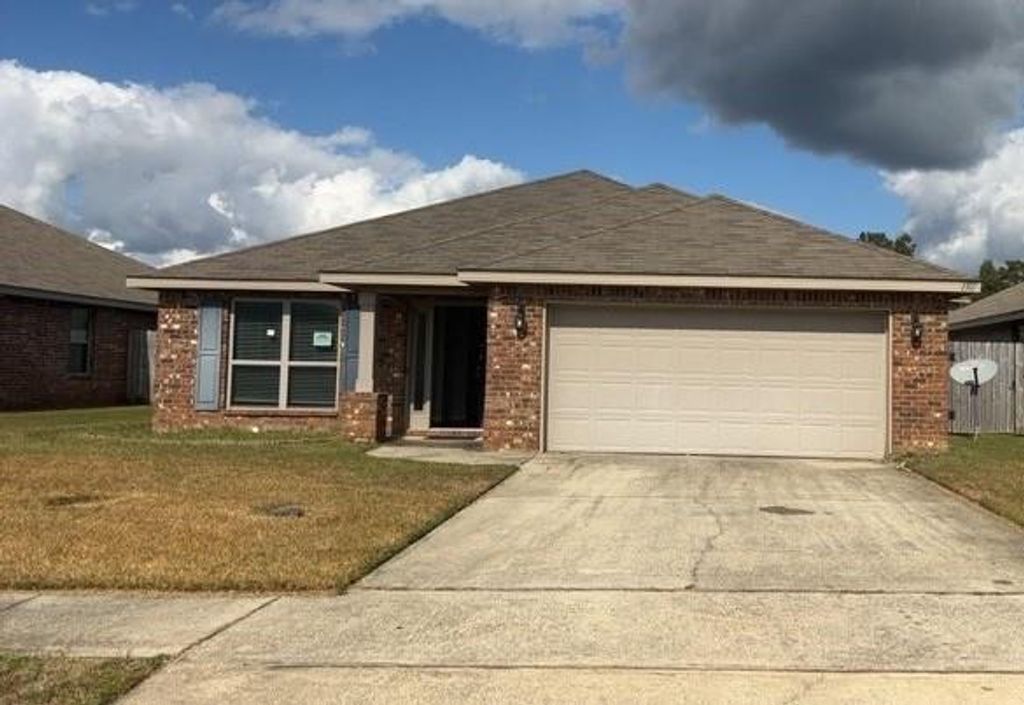 1307 Fairlawn Drive, Semmes, AL 36575