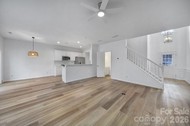 10209 Blakeney Preserve Drive, Charlotte, NC 28277