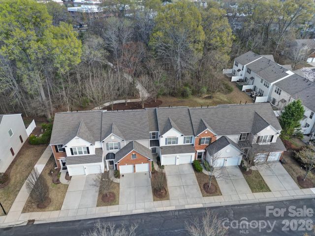 10209 Blakeney Preserve Drive, Charlotte, NC 28277