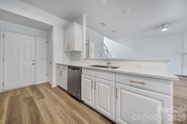 10209 Blakeney Preserve Drive, Charlotte, NC 28277