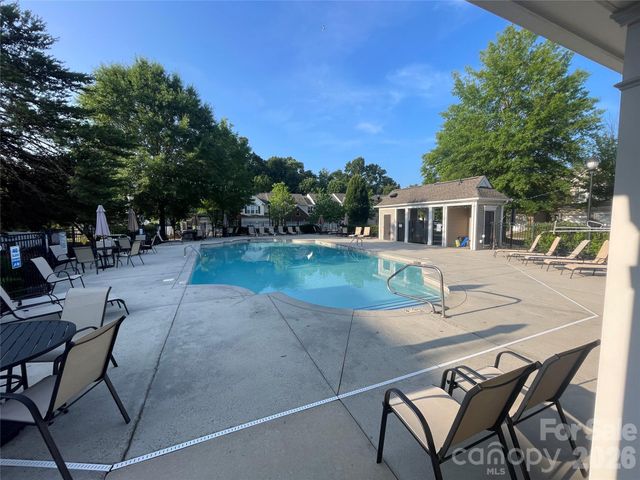 10209 Blakeney Preserve Drive, Charlotte, NC 28277