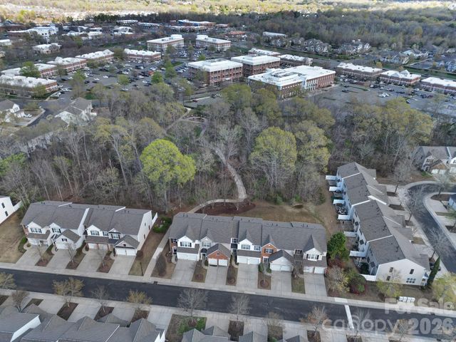 10209 Blakeney Preserve Drive, Charlotte, NC 28277