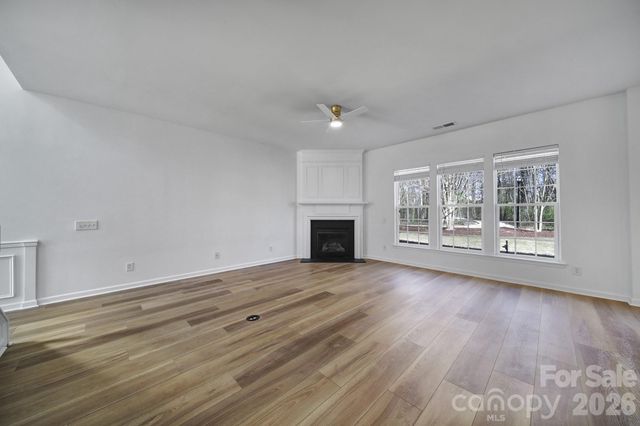 10209 Blakeney Preserve Drive, Charlotte, NC 28277