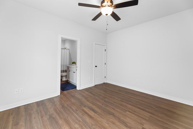 3404 E Thunder, Wichita, KS 67219