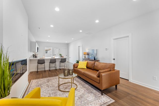 3404 E Thunder, Wichita, KS 67219