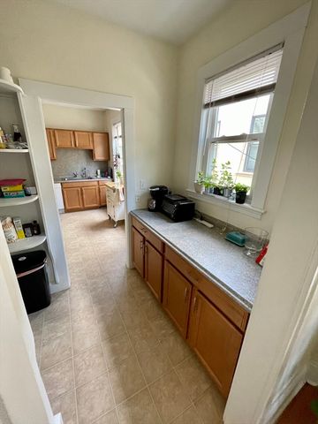 201 Rawson Rd 3, Brookline, MA 02445